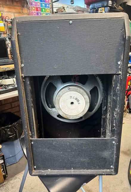 Photo of free Guitar Amplifier cabinet (CH6, Flint) #2