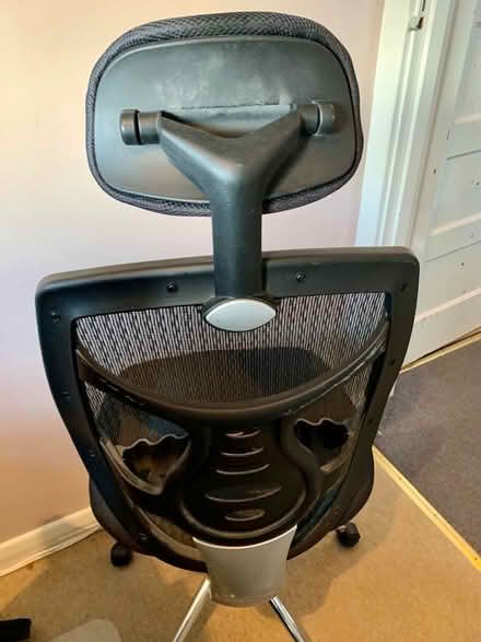Photo of free Office chair (Surbiton KT5) #3