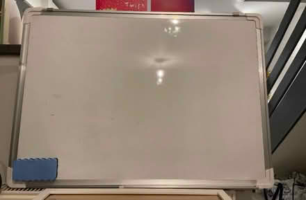 Photo of free Medium sized magnetic whiteboard (Al7 3ux) #2