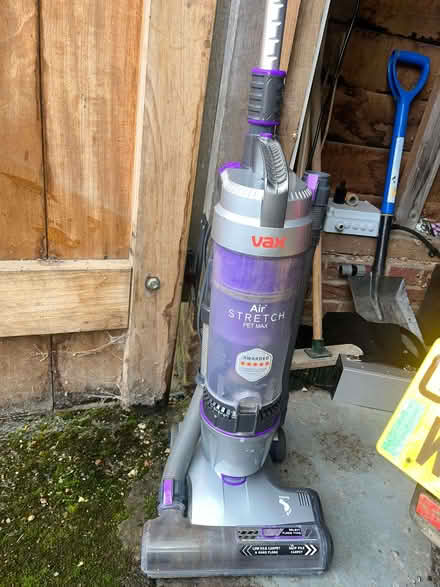 Photo of free Vax Air Stretch Pet Max Vacuum Cleaner (Nash BR2) #1