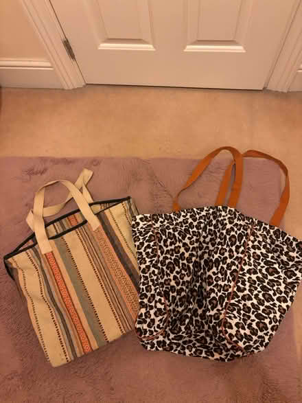 Photo of free 2 good size tote bags (Kings Hill ME19) #1