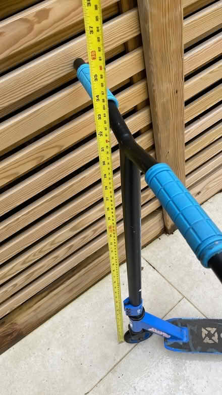 Photo of free Kids scooter (Chiswick GunnersburyStation W4) #3