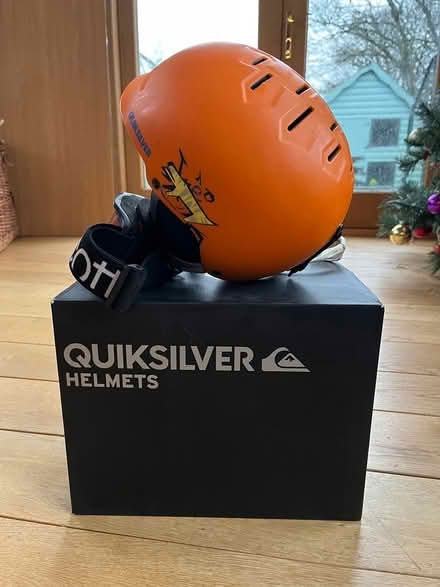 Photo of free Quiksilver ski helmet, goggles + (Callander) #3