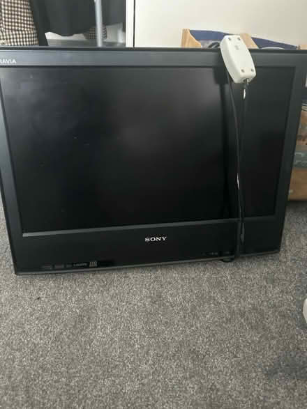 Photo of free Sony Bravia flat screen tv (Battle TN33) #2