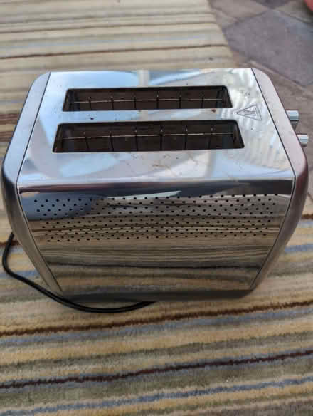 Photo of free Breville 2 slot toaster (Ramsgreave BB1) #1