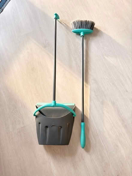 Photo of free Dustpan & brush (Portsmouth PO1) #3