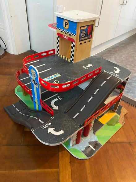Photo of free Toy garage (Fiveways BN1) #3