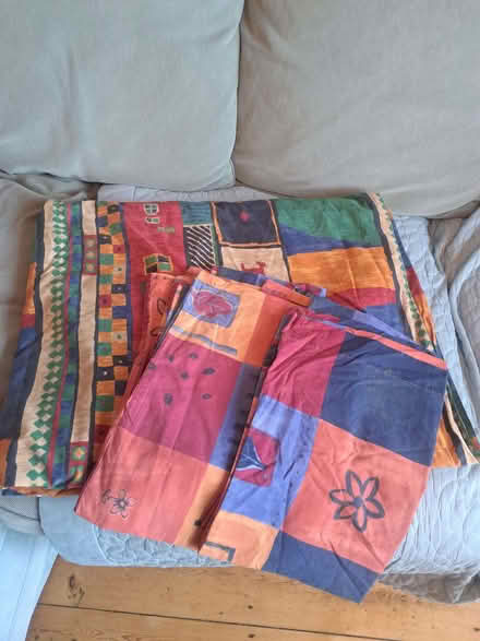 Photo of free Double-Duvet Cover (Longsight M12) #1