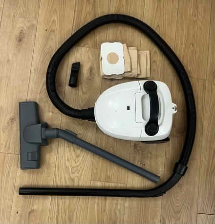 Photo of free Vacuum cleaner (Fords Farm RG31) #1