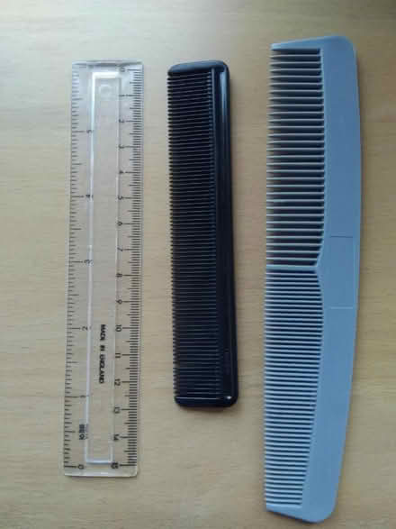 Photo of free 2 Combs (Millhouses S7) #1
