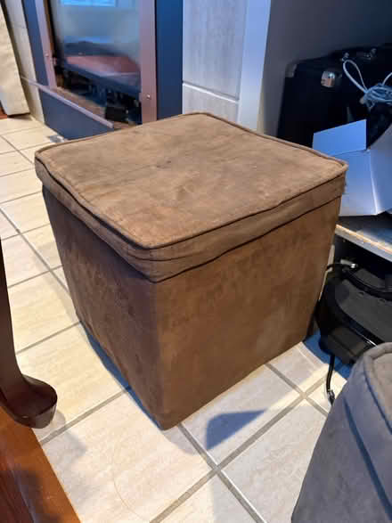 Photo of free 2 storage cubes/extra seating (Mercer Island) #2