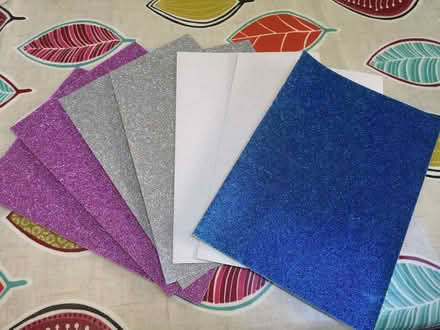 Photo of free Glitter card (Bloomfield) #1