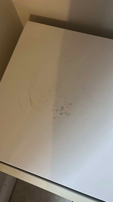 Photo of free IKEA tv unit white (Oval SW9) #4