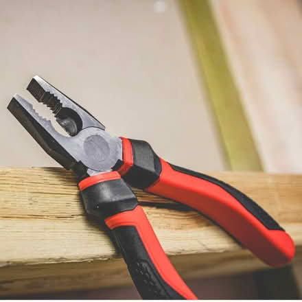 Photo of good condition pliers (Hoddesdon EN11) #1