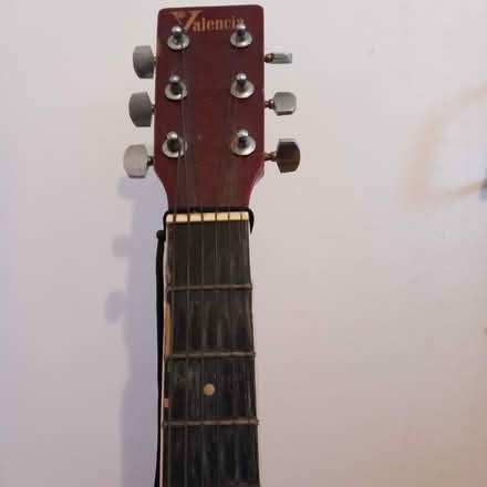 Photo of free Acoustic Guitar (Houghton Regis) #3
