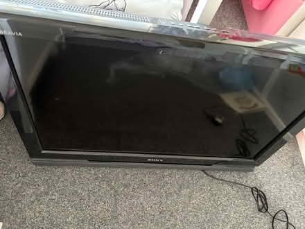 Photo of free Sony TV (Warwick CV34) #1