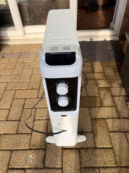 Photo of free Oil Filled Radiator (Waterlooville PO7) #1