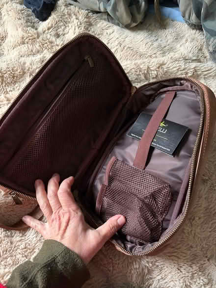 Photo of free Men’s toiletries bag (Emeryville) #1