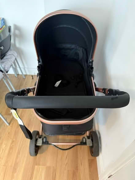 Photo of free Stroller + Car Seat(Magic ZC) (Leyton Grange E10) #4