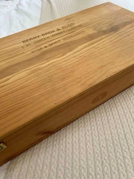 Photo of free Wooden wine box (London SE13) #2