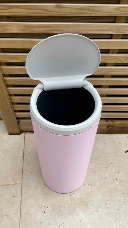 Photo of free Brabantia pink bin (Chiswick GunnersburyStation W4) #3