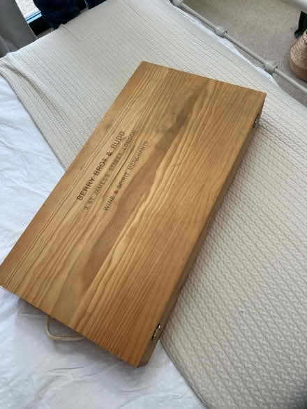 Photo of free Wooden wine box (London SE13) #1
