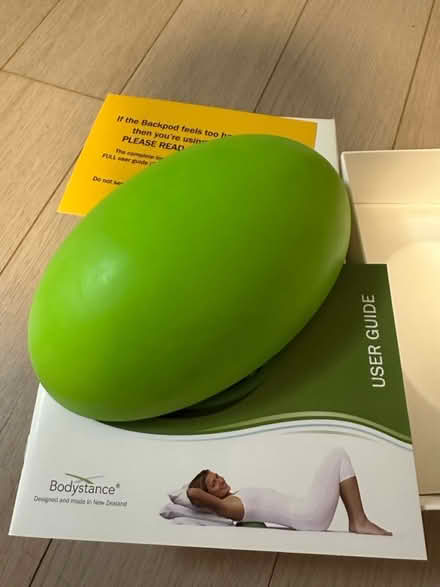 Photo of free back pod (mint condition) (UES) #2