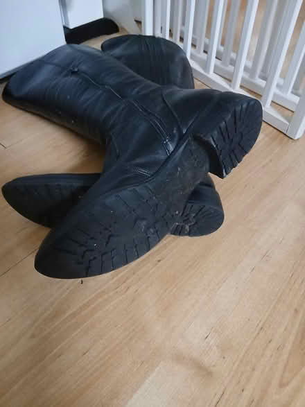 Photo of free Size 5 leather boots (BN18) #2