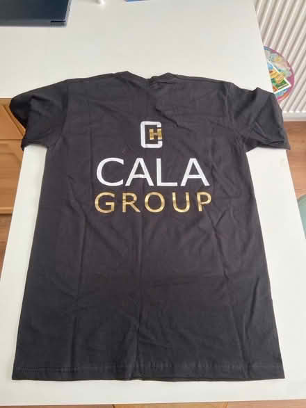 Photo of free Fruit of the Loom black t-shirt size S (Amersham Common HP7) #2