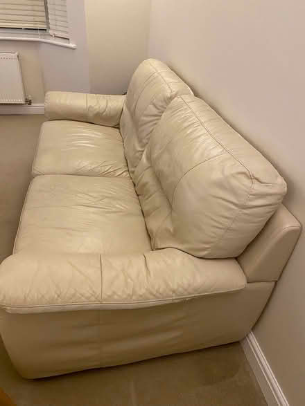 Photo of free 2 & 3 seater Leather Sofaset (Selly Oak, Birmingham) #1