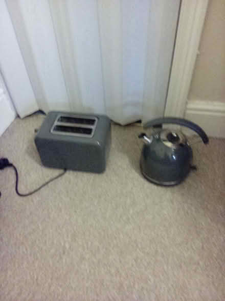 Photo of free Electric kettle & toaster (Darlington) #1