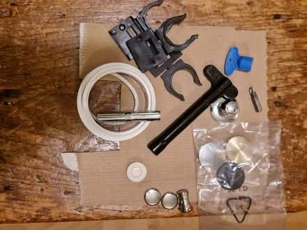 Photo of free Various bits from bathroom refit (Bowbridge GL5) #1