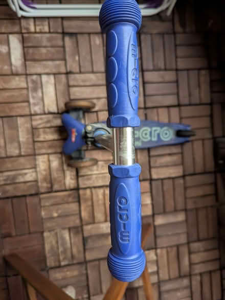 Photo of free Mini Micro Scooter with missing brake (West Kensington W14) #2