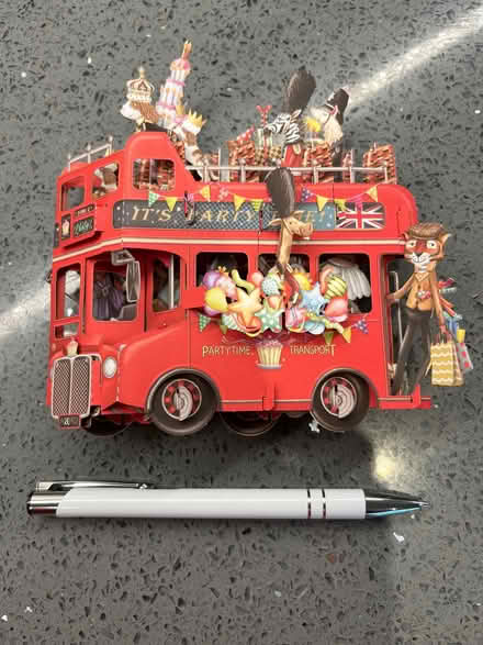 Photo of free 3D card of a bus with party animals (The Triangle Estate RH15) #2