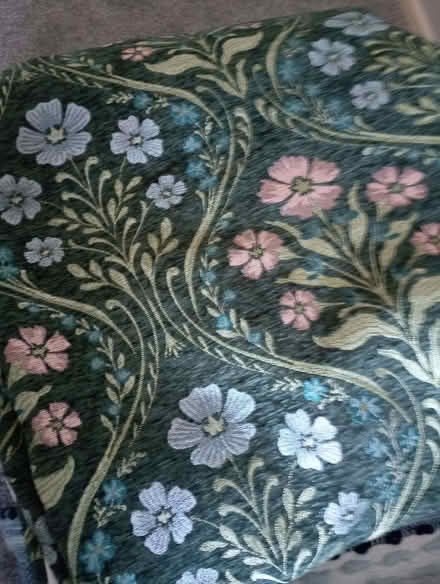 Photo of free Pair of curtains 90×90 (Valley LL65) #1