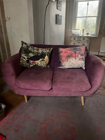 Photo of free A two seat sofa, great condition (Kew TW9) #1