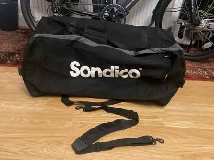 Photo of free XXL bag (Bowes Park N13) #1