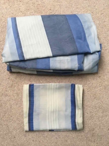 Photo of free Single duvet cover with pillow case (New Marston OX3) #1