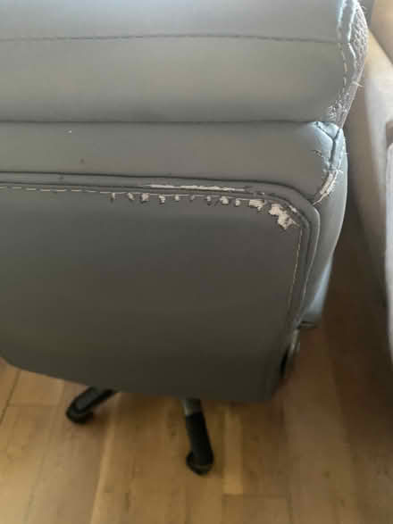 Photo of free Swivel Desk Chair (Sallynoggin) #4