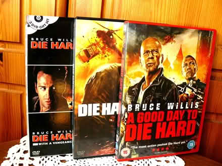 Photo of free Die Hard DVDs (5 Movies) (Woodside WD25) #1