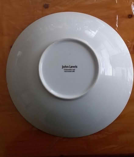 Photo of free Big fruit or food bowl (TW9) #2