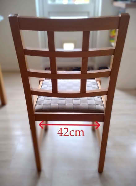 Photo of free Dining Table Chairs (Lower Earley RG6) #4