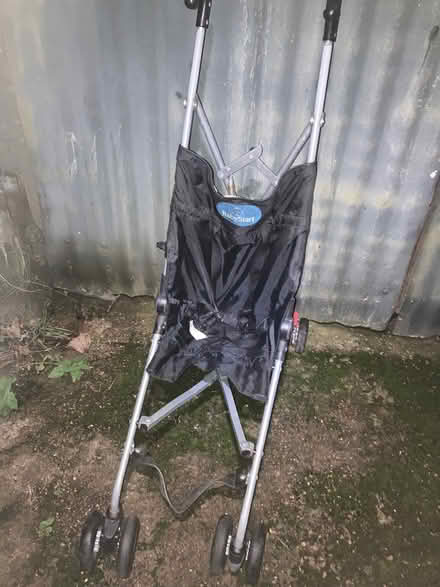Photo of free Folding pushchair / stroller (Battersea SW11) #2
