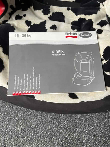 Photo of free Britax car seat 15-36 kg (CV22 Paddox) #2