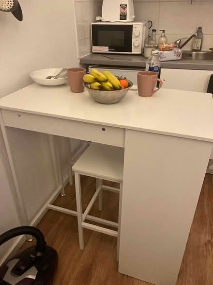 Photo of free Breakfast bar with two stools (Lower Clapton E5) #1