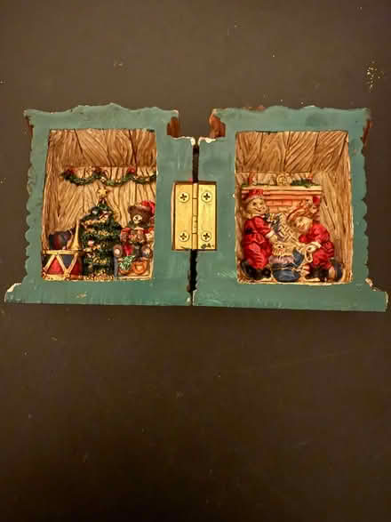 Photo of free ceramic cottage knick-knack (near Cabin John Village) #2