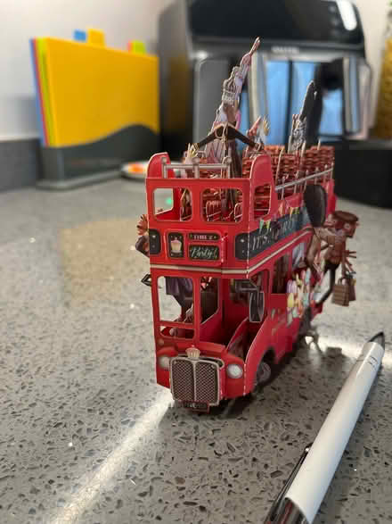 Photo of free 3D card of a bus with party animals (The Triangle Estate RH15) #3