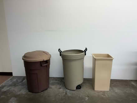 Photo of free Trash bins (Mt. View, near Costco) #1