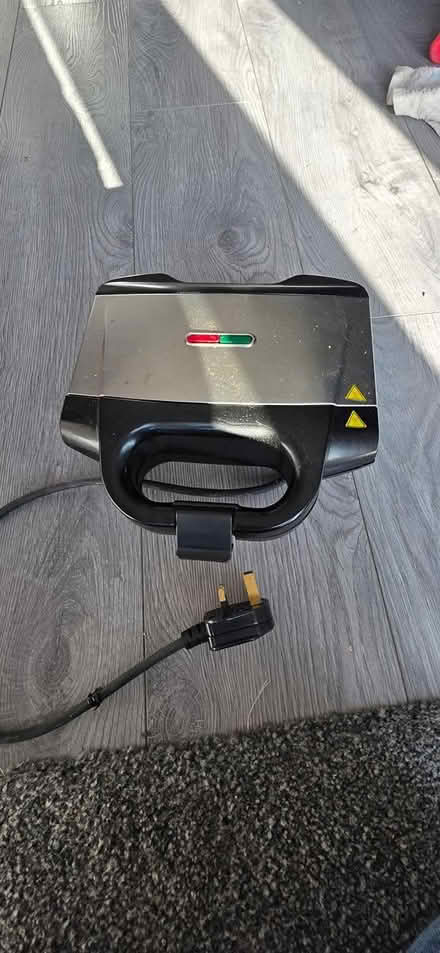 Photo of free Toast sandwich maker (Shirley B90) #1