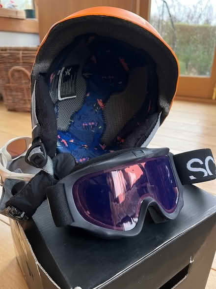 Photo of free Quiksilver ski helmet, goggles + (Callander) #2